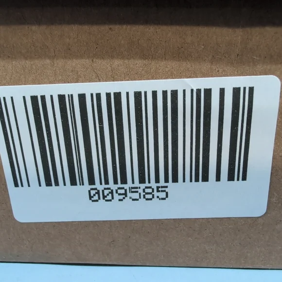 UGG Classic Ultra Mini Platform Boot Women's US 6 Black - Picture 13 of 13